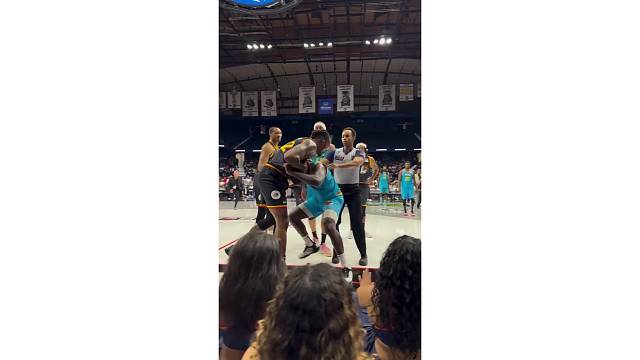 霍华德和史蒂芬斯在big3联赛上爆发激烈冲突