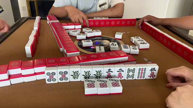 怎么就不能给我个肥杠底呢