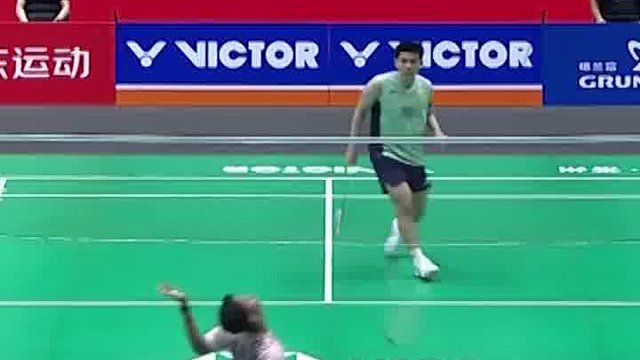 青春牛犊不怕虎！印尼小将小组赛全力冲击世界第一