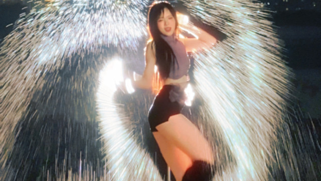 当我用矿泉水瓶放烟花跳onespark