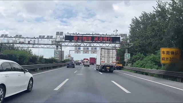 南北交通要道下沙大桥1