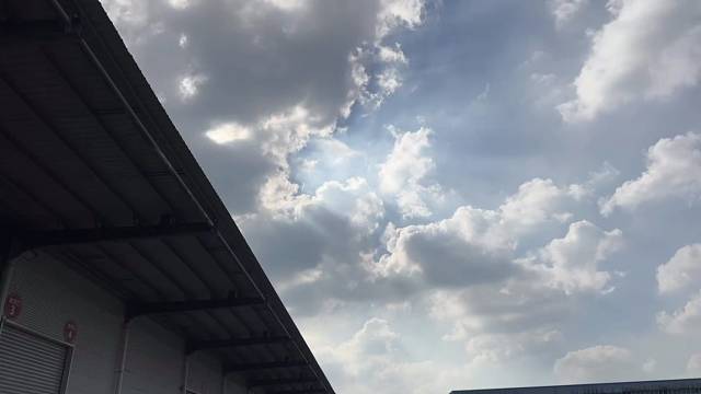 。