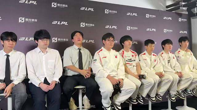 这次回到JDG主场比赛，对面已经没有23年的老队友了，有什么特别的感触吗？Kanavi：可惜了吧，因