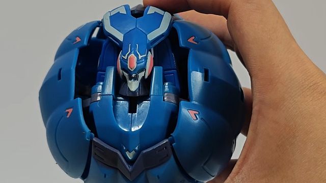 灵动创想宇宙星神波塞冬6寸变形玩具