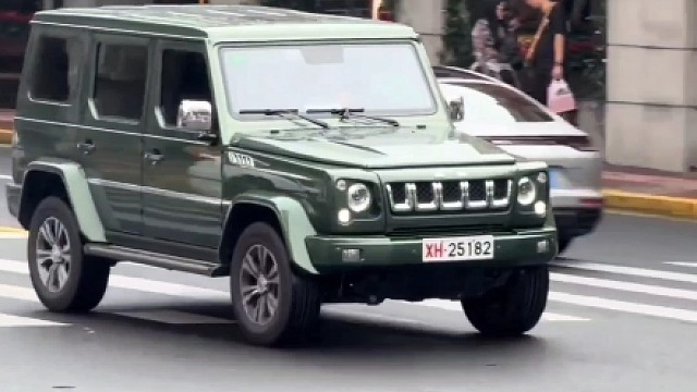 你见过红色车牌吗？#汽车知识 #红色车牌