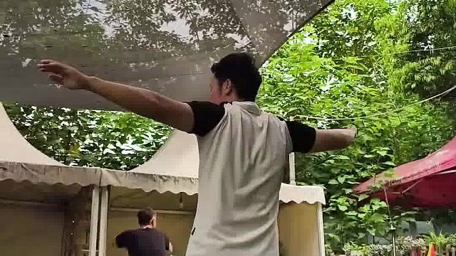 快来跟我学太极吧