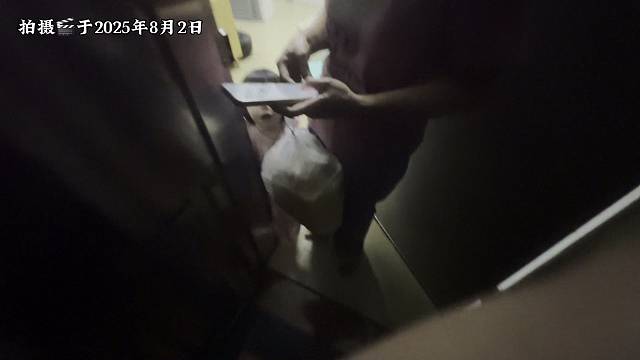 30秒看完一个会跑外卖的二手机贩子一天