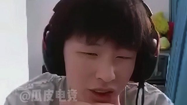 骇客：以前职业没打出来只能打螺丝 现在可以当陪玩