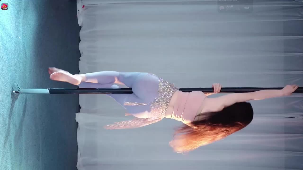 舞202508031坏空空