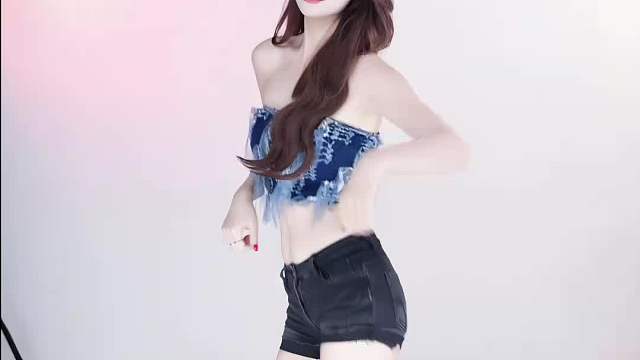 HY-001-8月6日单人舞蹈solo