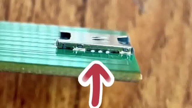 车载定位设备上选用哪款连接器来实现定位功能？