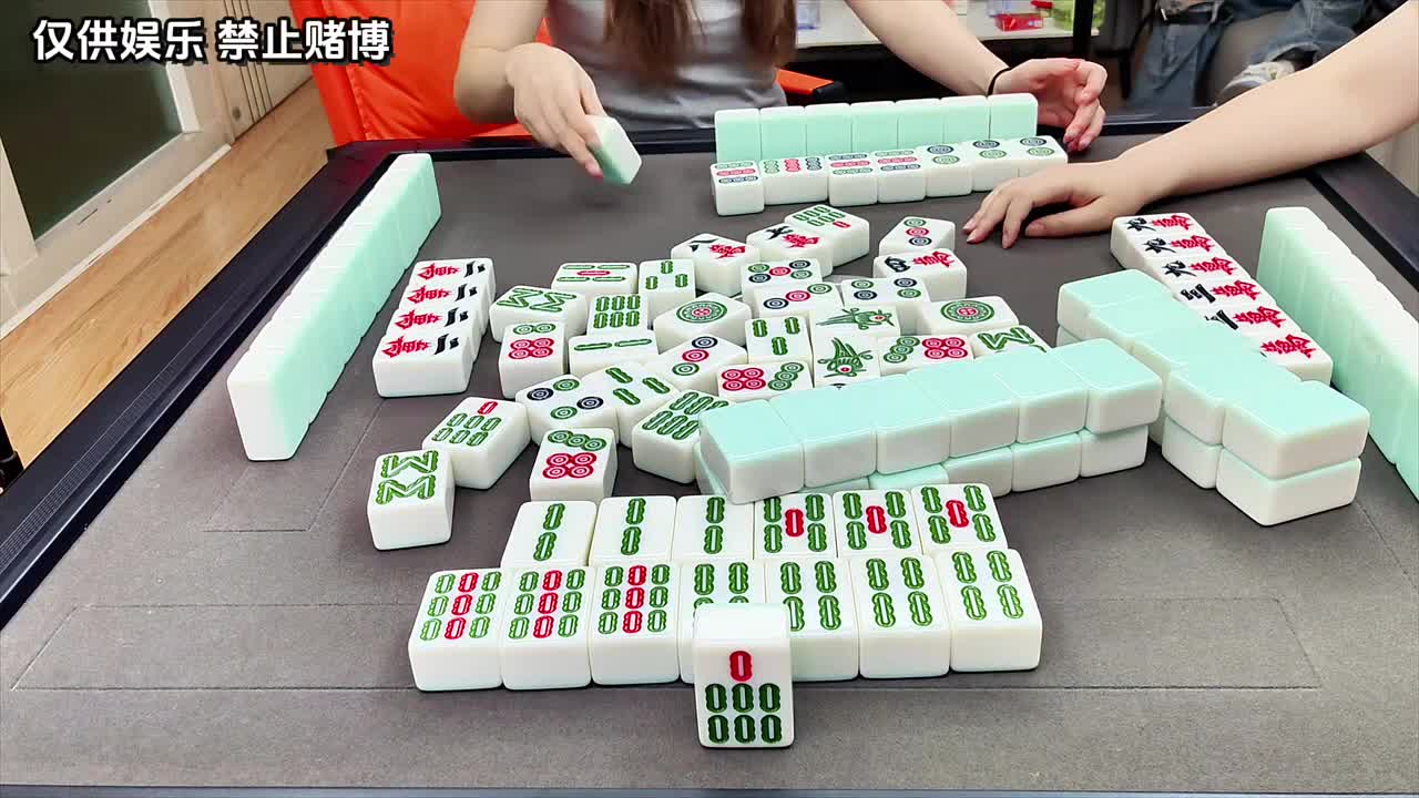 这下弄得太尴尬了