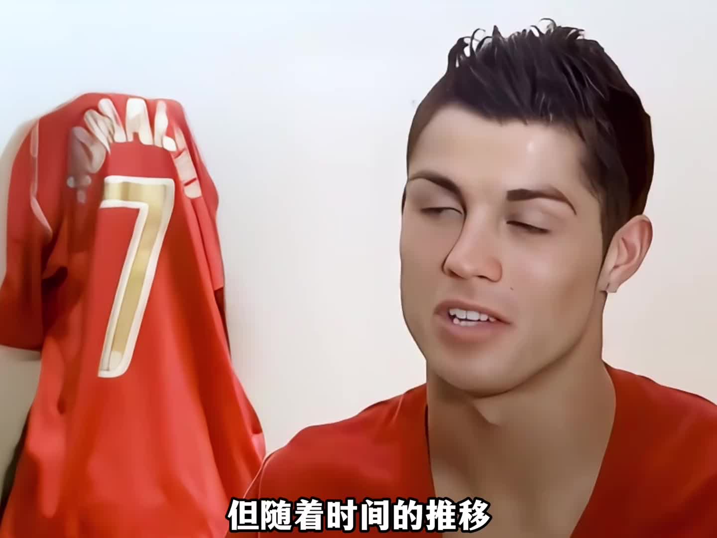 这是12岁小小罗玩游戏的珍贵画面