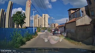 次責認定書下來那天，我盯著兩車之間能過輛自行車的距離發(fā)呆﹣﹣原來交通事故，不用碰在一起也能賴上我？這