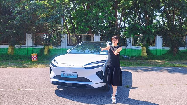 【汽车评测】试驾比亚迪海狮06：云辇C+后驱，技术实力硬核展现，智能化再加分