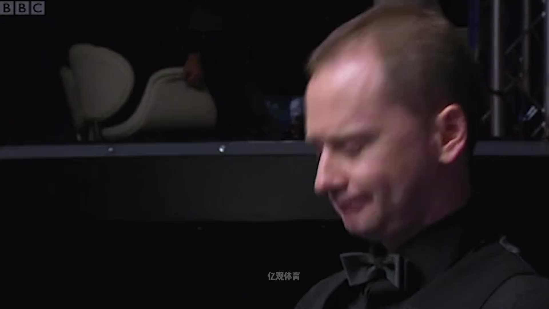 斯诺克的控球盛宴，塞尔比绝境疯狂反扑，神级思路让解说连连惊呼