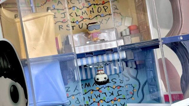 打开盒子，居然是怪奇物语颠倒世界？