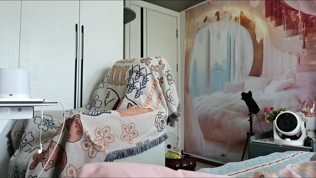 家人们今天身体不适。休息一天