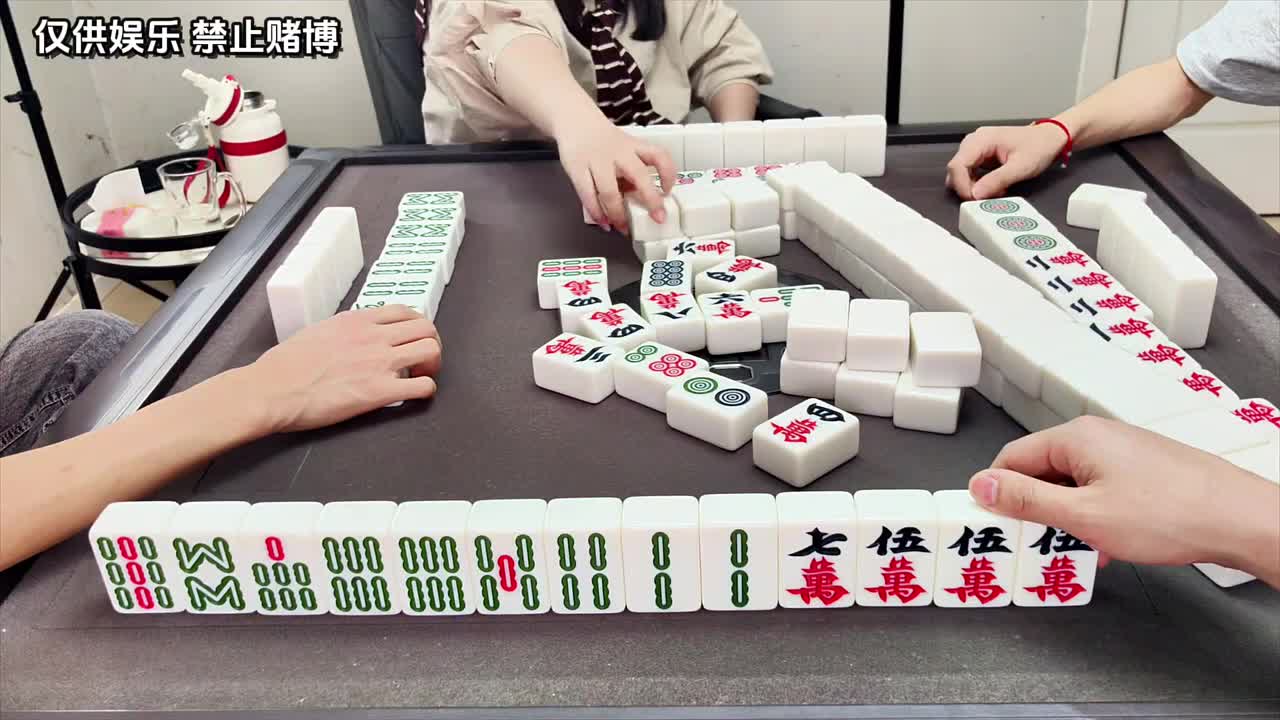 没能忍住防守失误