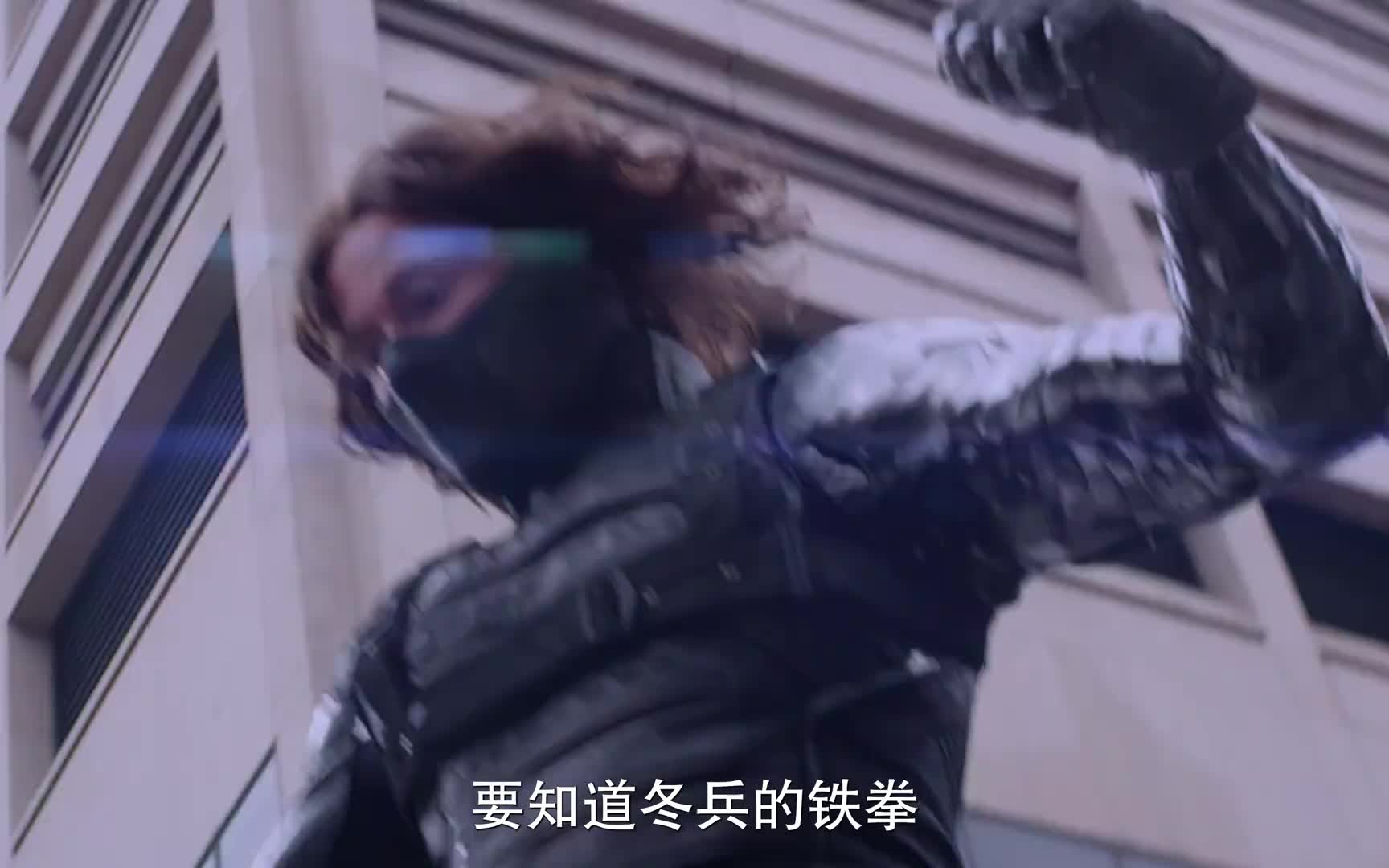 小蜘蛛实际上是最强壮的那只，轻松举起几十吨的重物毫不费力