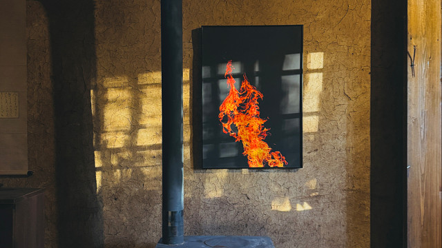 土墙的黄，最适配日落的光