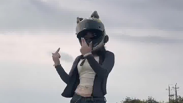 小黑子 受我一腿