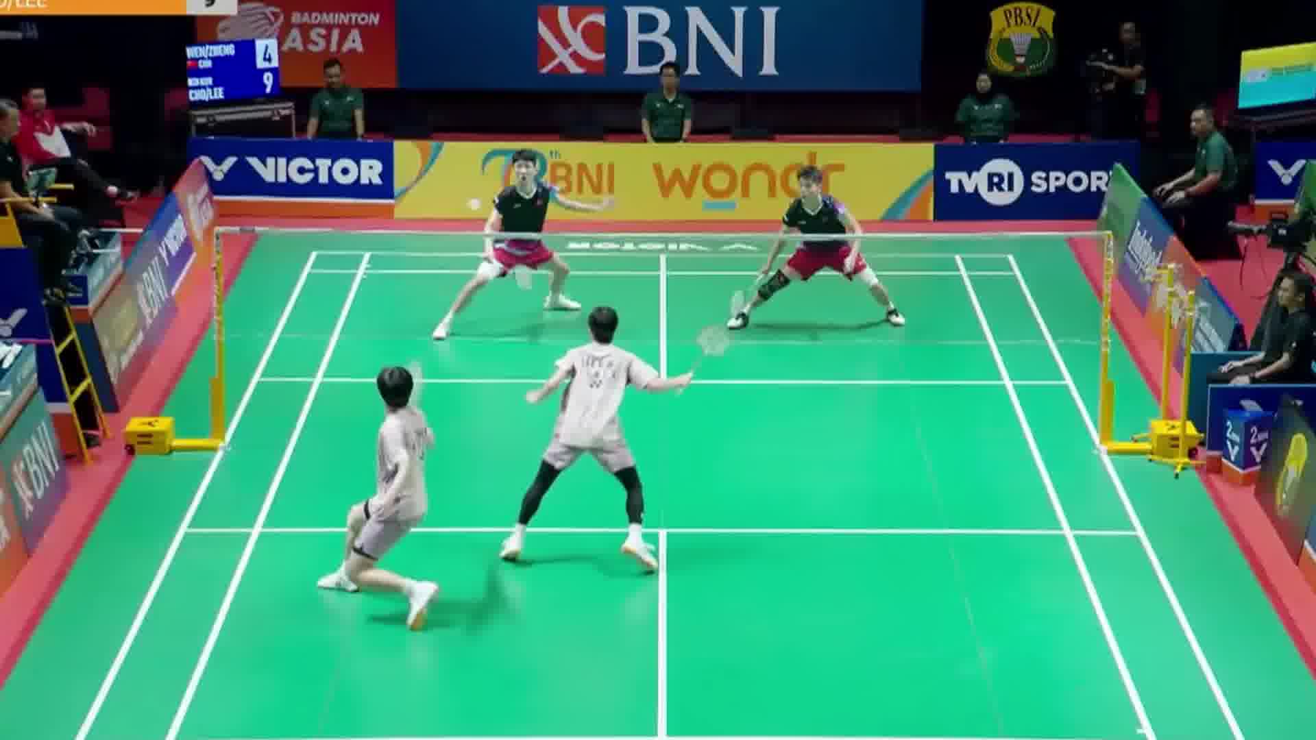 2025亚洲青年羽毛球锦标赛，郑文组合首局失误增多，韩国组合以21-15先下一城