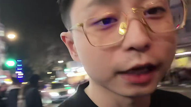 K神伦敦户外开播闲聊，K神：还有人提醒我小心手机，压力好大