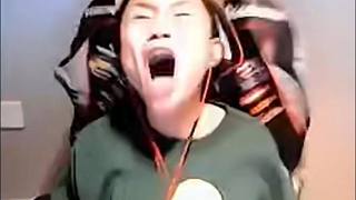 外道魔像時期 danking，表情被贊 “詩人”