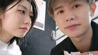 程女士偷親童錦程 “我爸爸這次看不到”