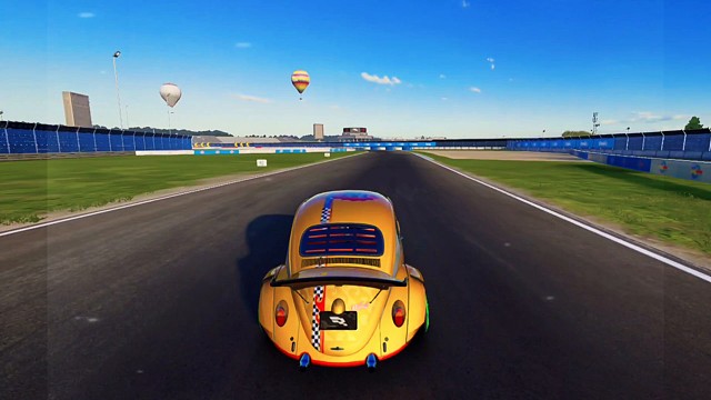 有人问我什么是爱 于是我想起和你初次见面时的拘谨和...