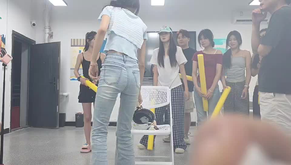 每天下午四点开播