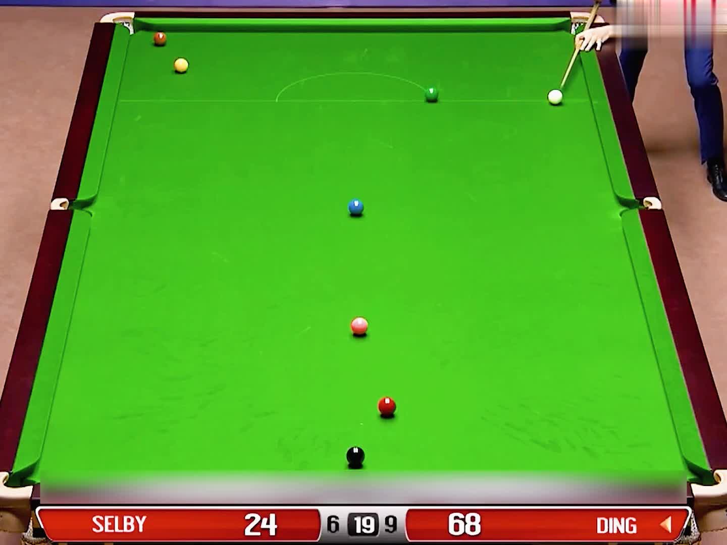 第3集：丁俊晖击败塞尔比问鼎冠军，回想起病重的妈妈，情绪崩溃神情忧郁