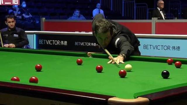 遇上美女打球更厉害？奥沙利文使出30年功力K球，对手完全蔫了！