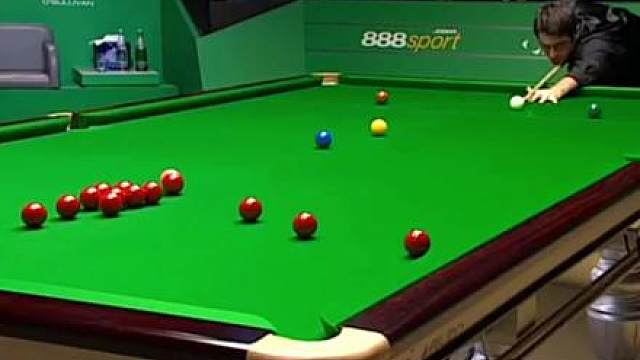 有美女裁判在场，奥沙利文连赢12局，再难的球都能打进，太牛掰！