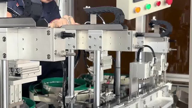 广东制造铧禧定制插片机专精