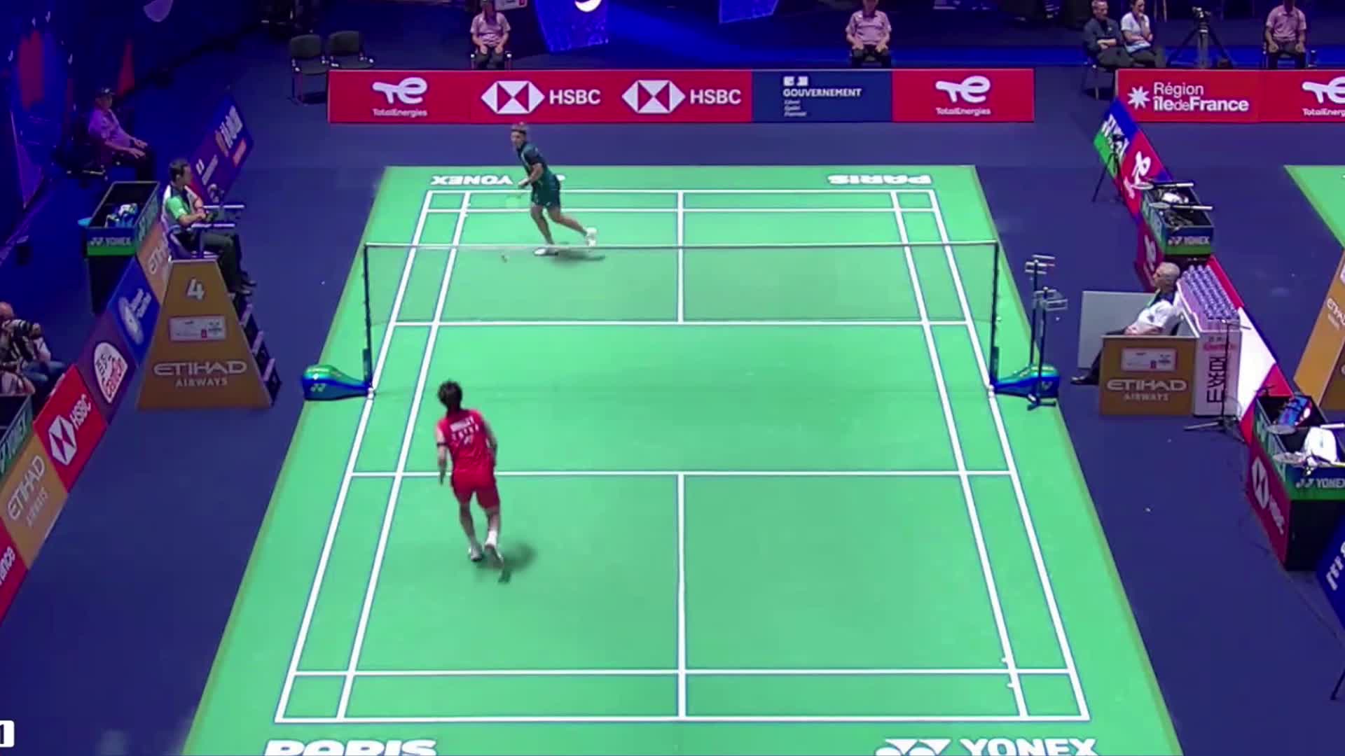 2025世界羽毛球锦标赛，王祉怡次局乘胜追击，连得7分，以21-4再下一城