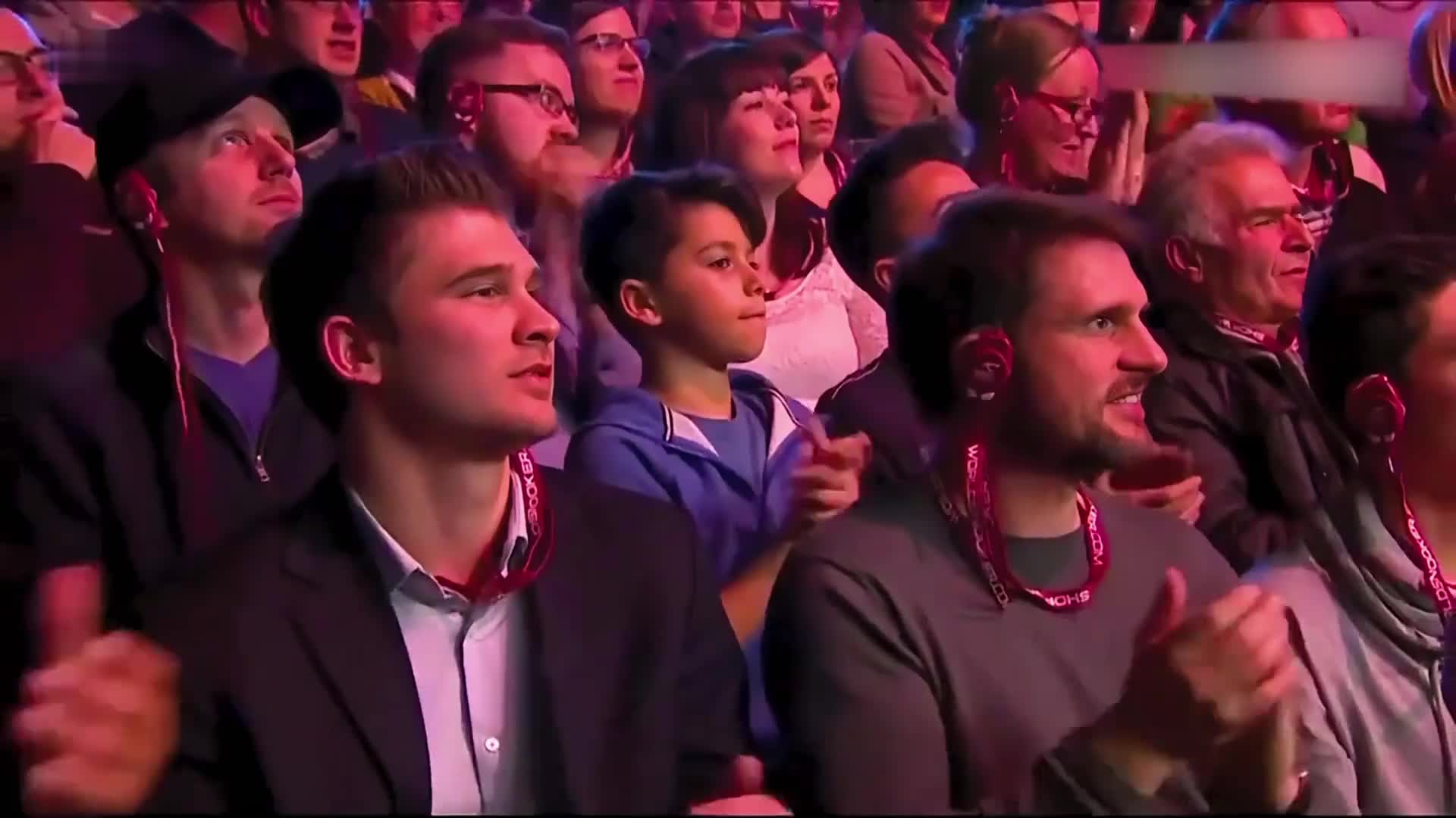 被超分又能够怎样！霸气中袋+变态远台，奥沙利文彻底打疯了！(3)