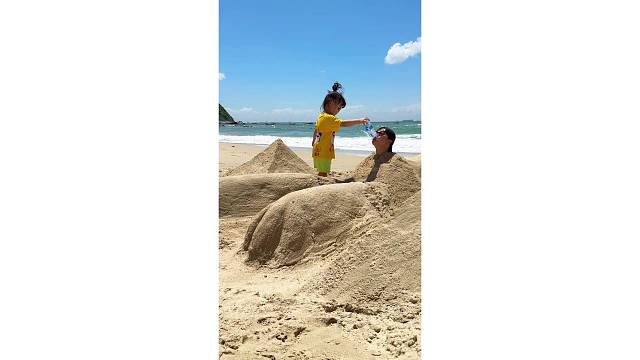 终于赶在开学前带女儿看了狮身人面像