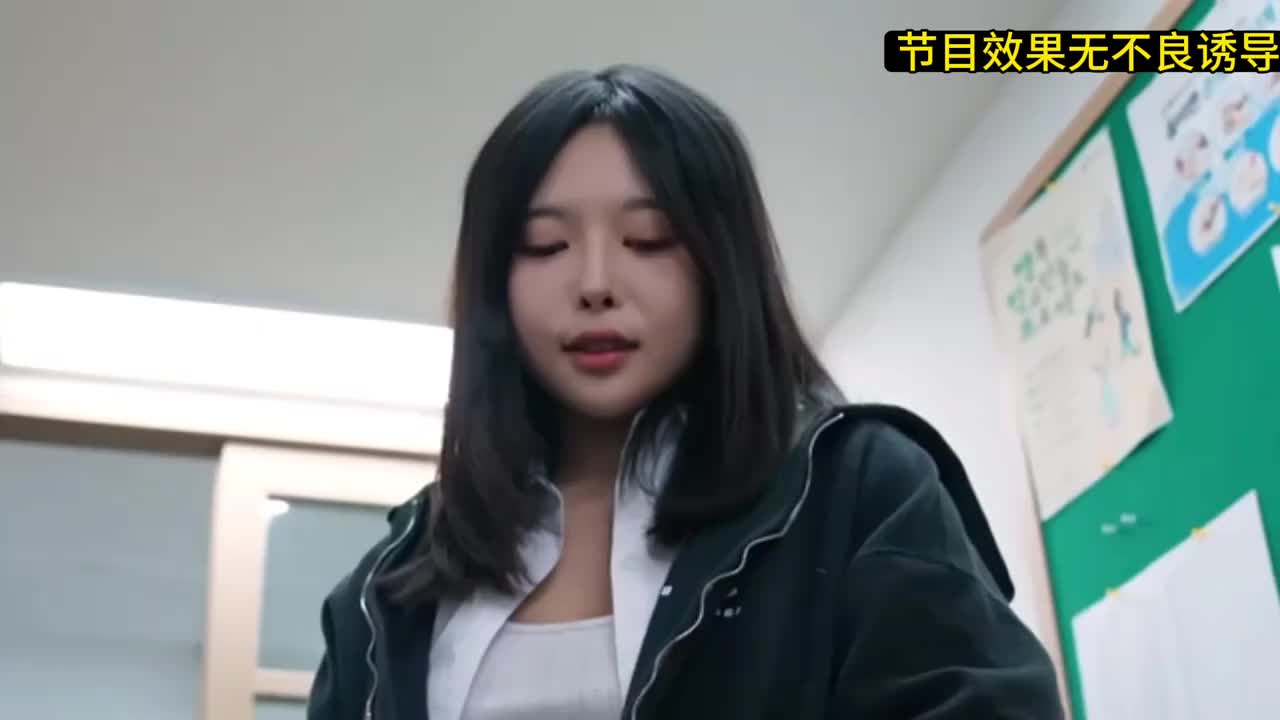 被女同学抓住把柄 结果却被她要挟成为她的奴隶