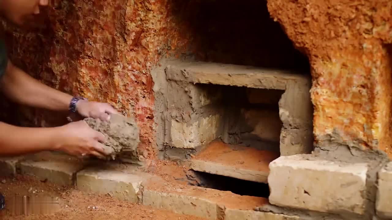 第3集：男人竟然在崖壁上建造了这么先进的庇护所