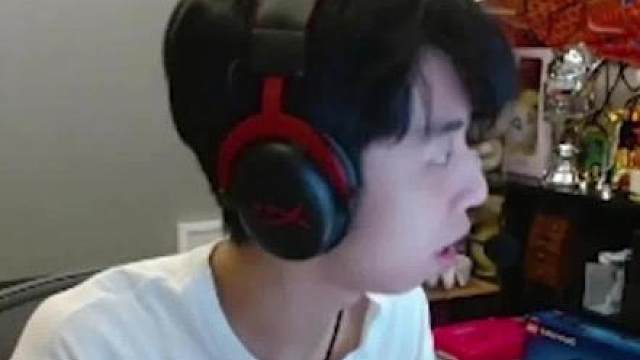 传下去，小叮当打瓦找妈妈#无畏契约#左梓轩小叮当#fps#搞笑#电竞