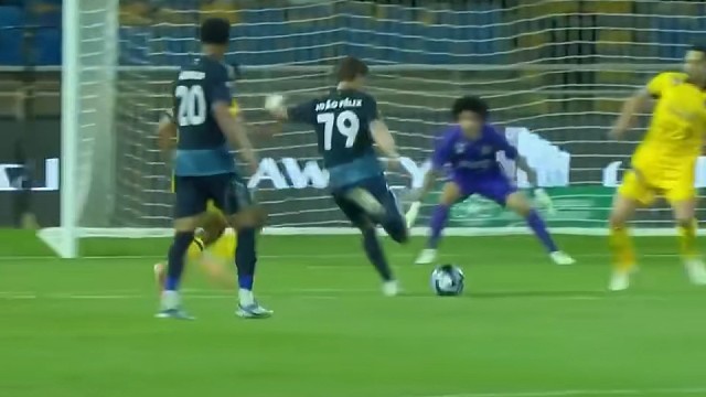 这样的进球真的配叫胜利吗？#足球