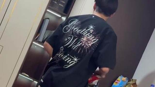 给烟总演技打几分