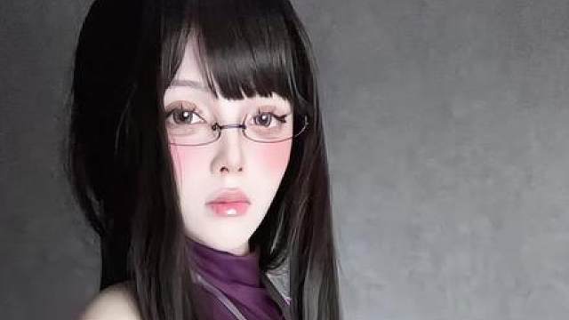 和哈基蜂在别墅里面唱k！