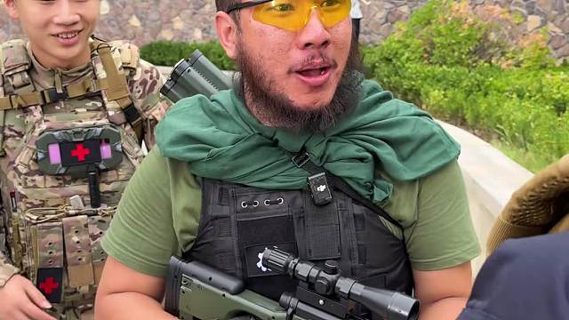 当航天烂仔遇上大坝跑刀仔