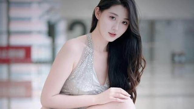 车模御姐小姐姐