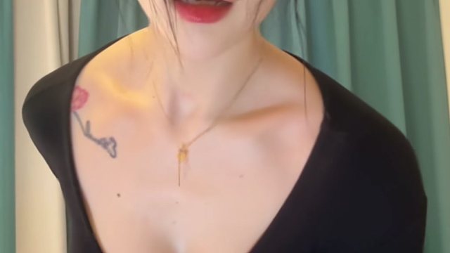 小妈感反差娇妻