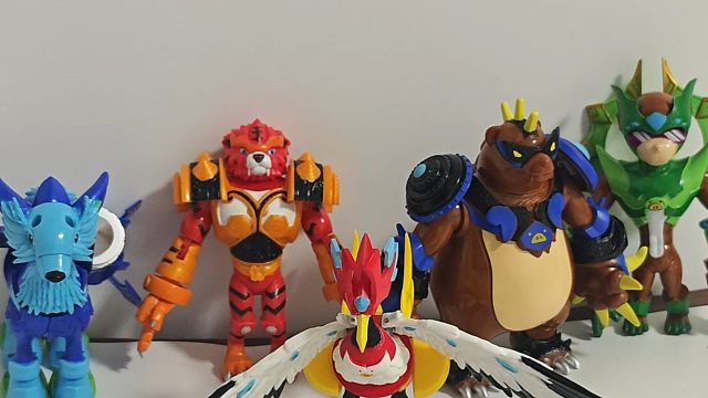 猪猪侠百变联盟五灵王合体玩具