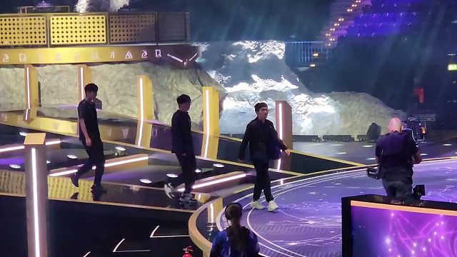 【TI 2025】主赛事Day2完美社区作者团现场玩家采访&VLOG